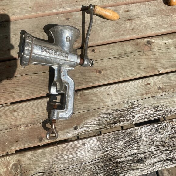 (VK) Vintage. Meat Grinders. - Picture 2 of 4